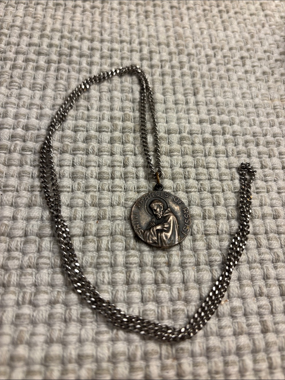 Sterling silver vintage Saint Francis Medal Pendant Necklace! - Picture 5 of 5